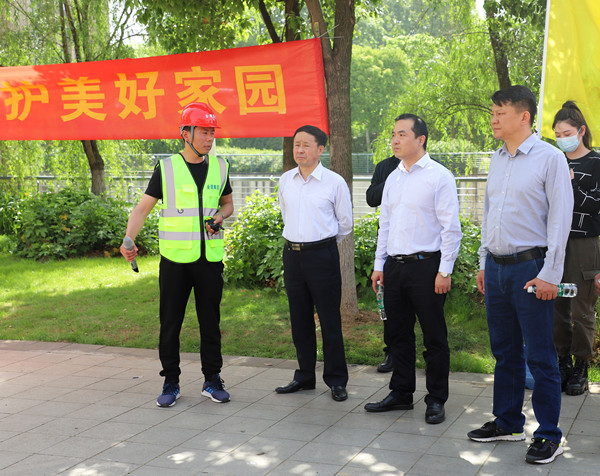 金固集團圓滿完成鼓樓區(qū)防汛應(yīng)急搶險演練作業(yè)